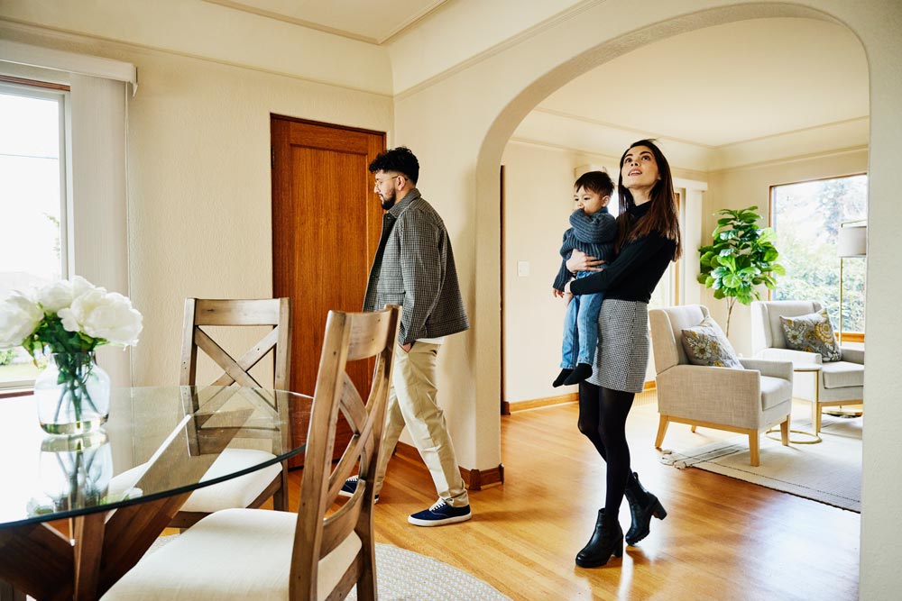 Family at apartment viewing